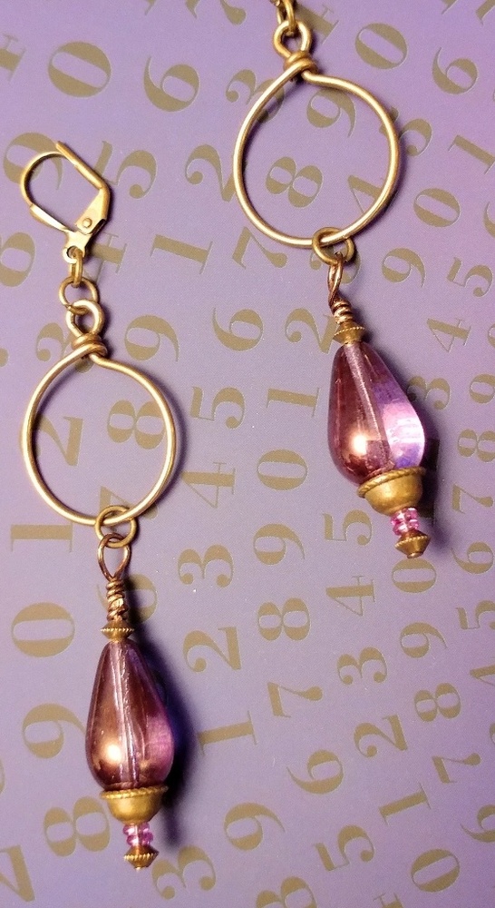 🚫SOLD🚫Antique Brass & Glass Teardrop Earrings - Picture 1 of 8